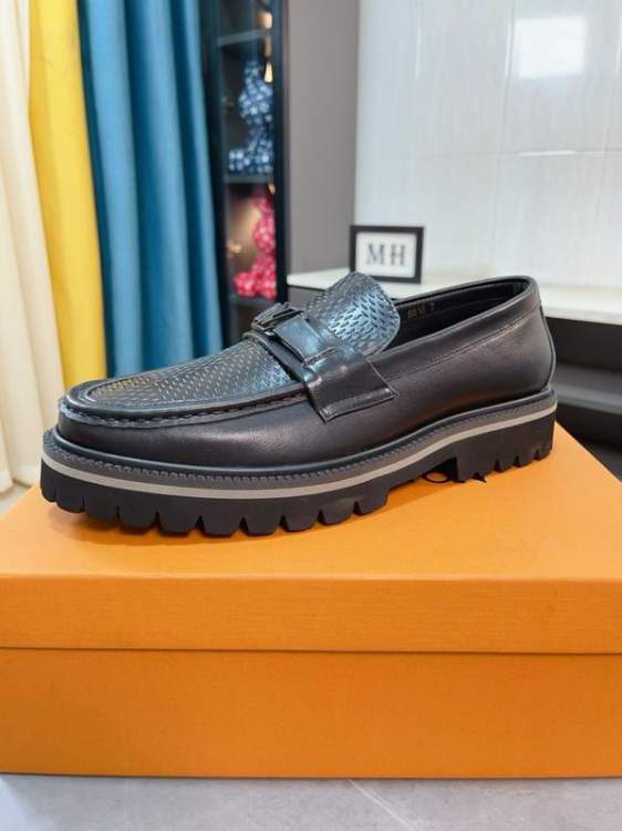 Picture of Louis Vuitton Shoes _SKULVsz38-44hnh042314552